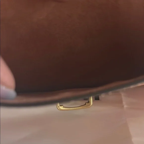 Coach Light Coral  Bag with Gold Hardware and matching wallet - Picture 7 of 14